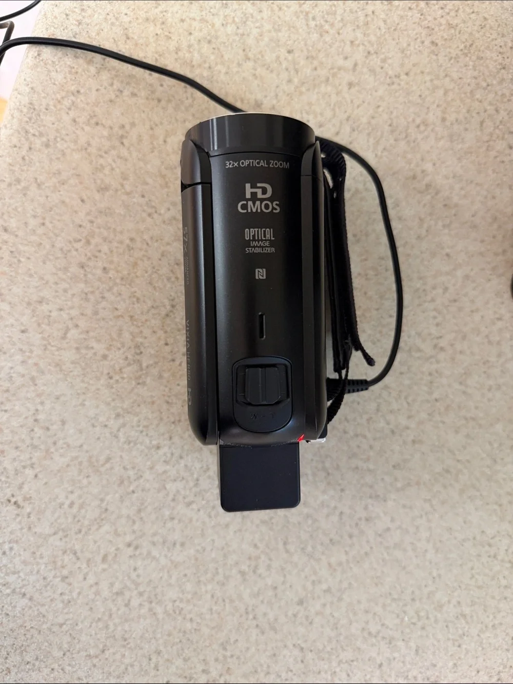 Canon VIXIA HF R80 Black Handheld HD Camcorder with Wi‑Fi